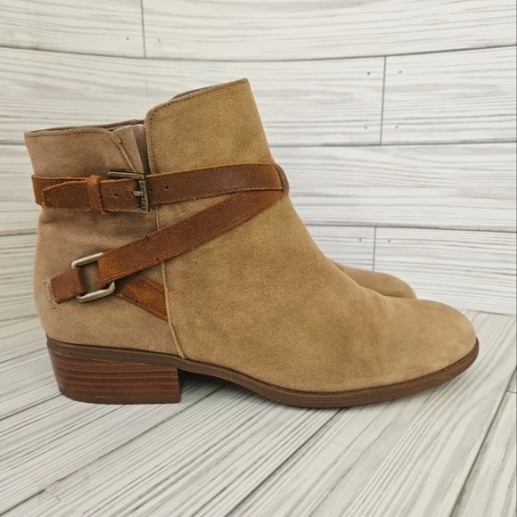 Lauren Ralph Lauren Mehira Suede and Leather Strap Ankle Boots in Sand Size 8 - Picture 2 of 10